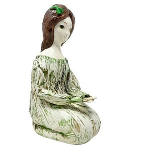 Vintage HONG HORIZONS Japan 1960s Paper Mache Big Eye Girl woman sitting